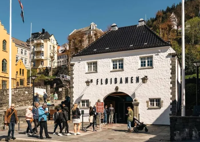 Dinbnb Apartments L 600 M To Bryggen L 3-Story House L New In 2023