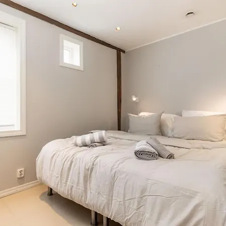 Dinbnb Apartments L 600 M To Bryggen L 3-Story House L New In 2023 Bergen Exterior photo