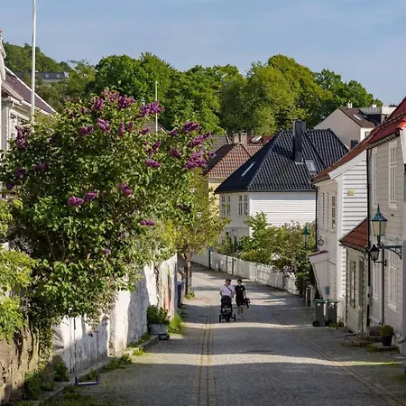 Dinbnb Apartments L 600 M To Bryggen L 3-Story House L New In 2023 Bergen Exterior photo