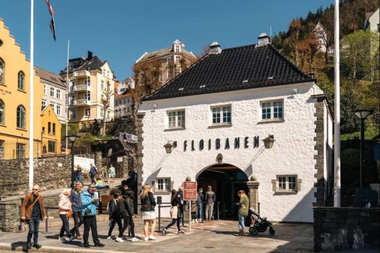Dinbnb L 600 M To Bryggen L 3-story House L New In 2023 Feriehus Bergen